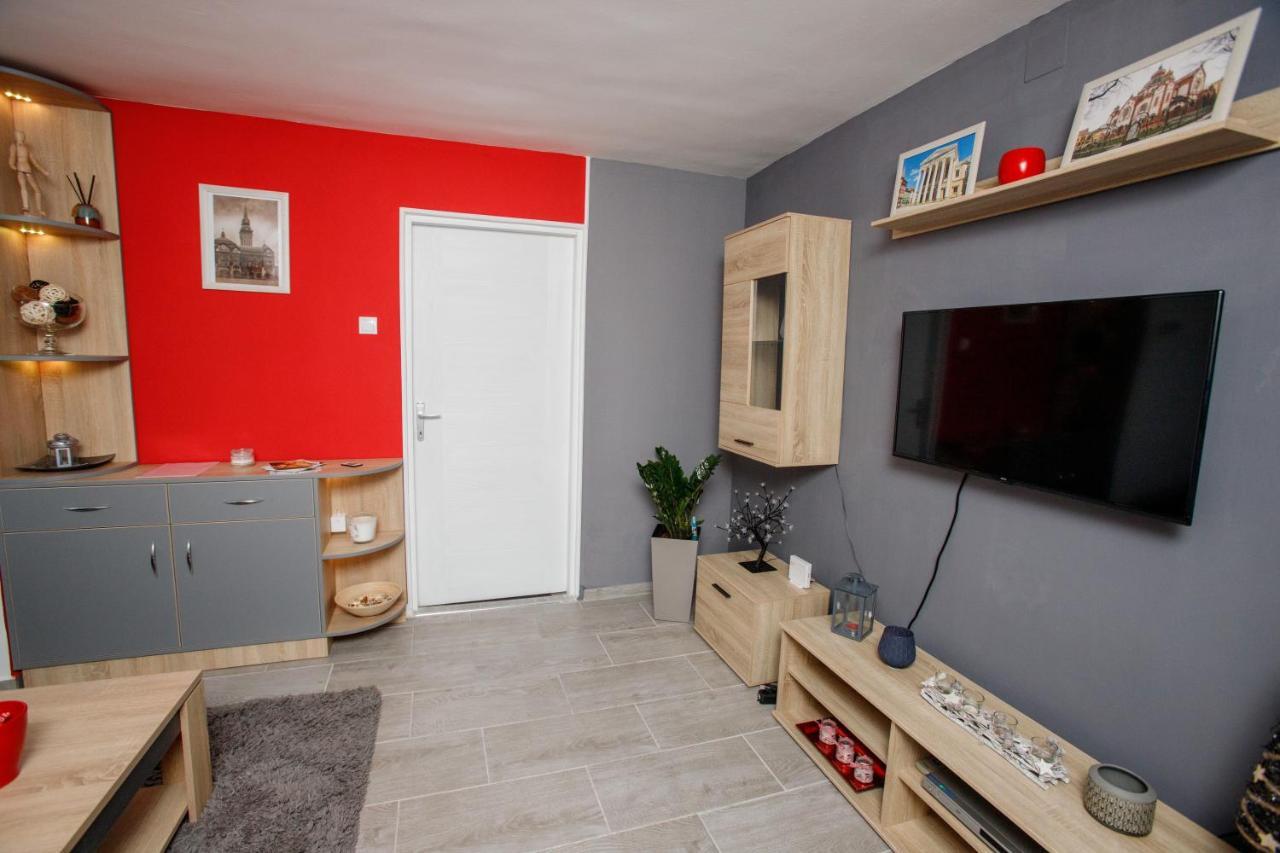 7 Days Premium Apartment Subotica Exterior photo